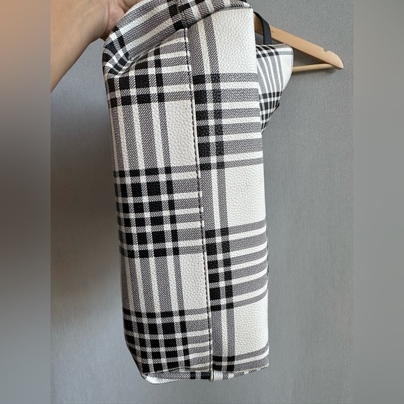 Thirty-One | Buffalo Check Plaid Large Tote Bag | Faux Leather Shoulder Bag - Picture 6 of 11